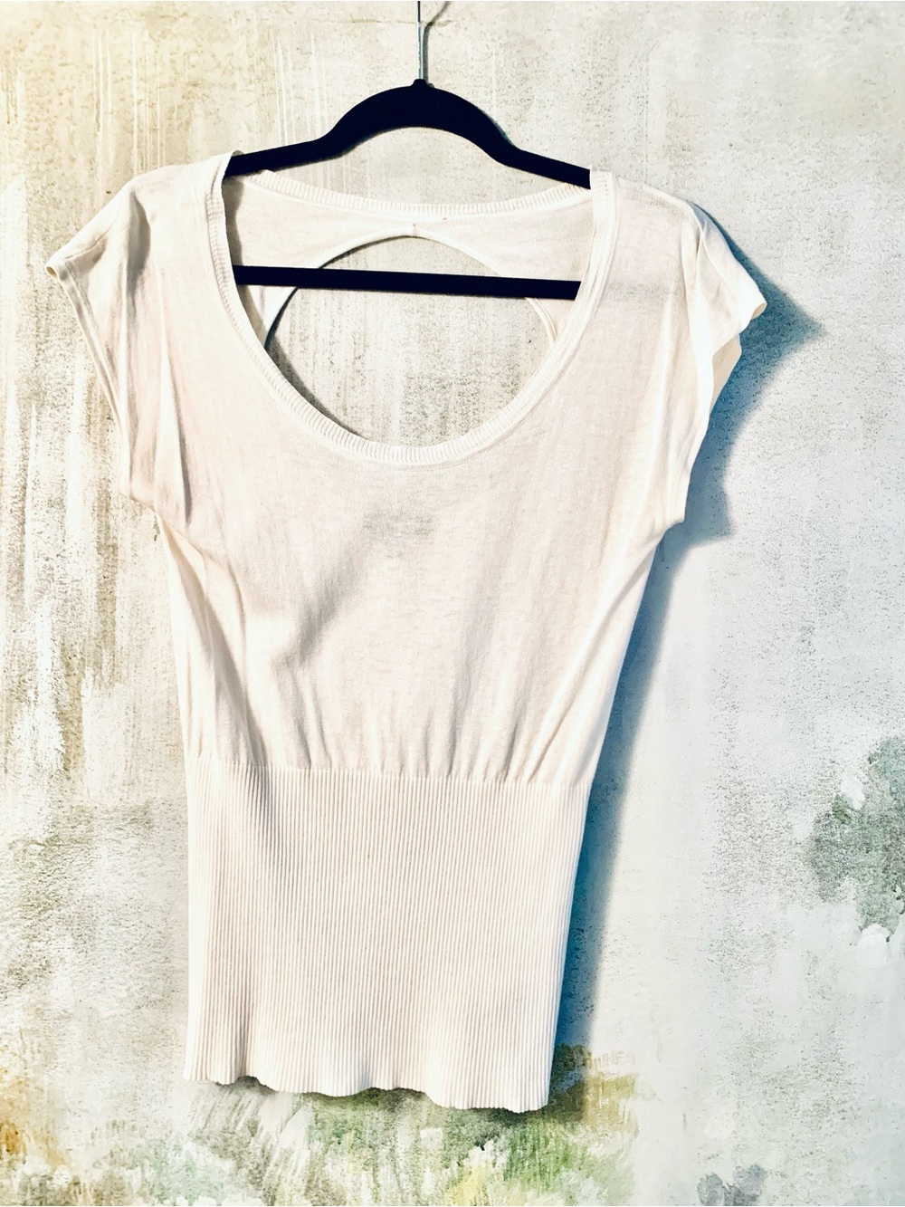 Bebe  Off White  Scoop Neck Ribbed Waist Tank with Open Keyhole Back. Sheer Knit